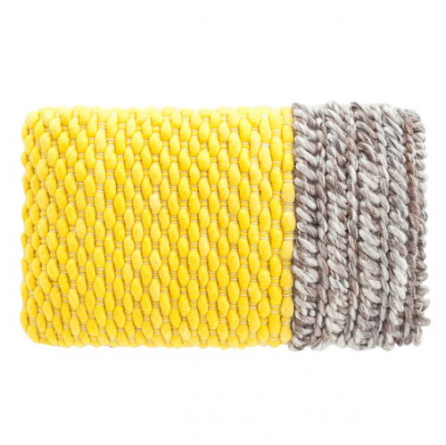 подушка plait yellow от gan в Стерлитамаке